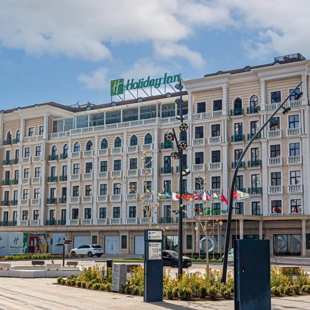 Holiday Inn