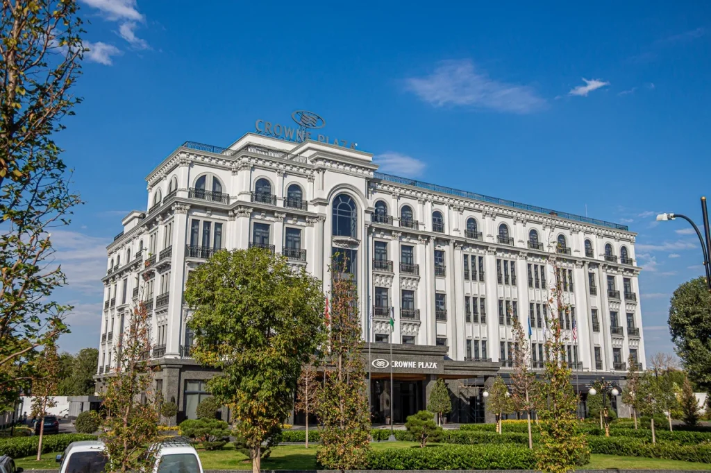 Отель Plaza